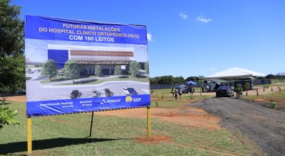 Nenhum dos cinco hospitais prometidos por Ibaneis em 2022 vai sair do papel até o fim do mandato, admite secretaria