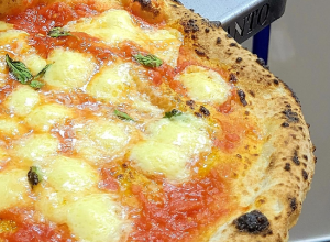 Palmito, ervilha, carne: italiano que vive em Ribeirão Preto, SP, conta quais ingredientes menos gosta nas pizzas brasileiras