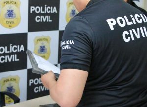 Suspeito de agredir ex-companheira e atear fogo em casa é preso
