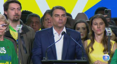 TSE cancela filiação fraudulenta e formaliza candidatura de Flavio Bolsonaro, do PL, à Presidência