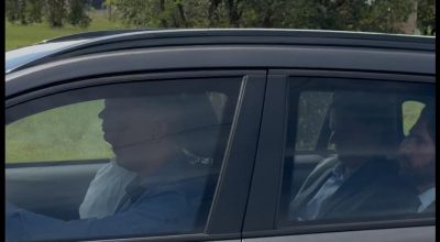 Tarcísio visita Bolsonaro na Papudinha em meio a discussões sobre candidatura da direita em 2026