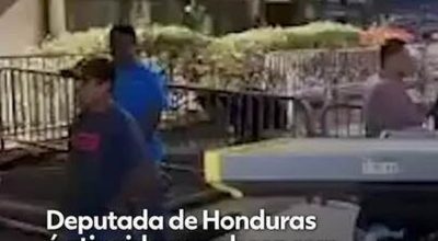 VÍDEO: Deputada é atingida na cabeça por explosivo durante entrevista em Honduras
