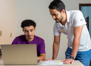 Valores, ambiente e salário: estudo mostra o que o brasileiro mais valoriza no emprego