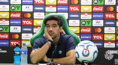 Abel Ferreira é suspenso pela Conmebol e desfalca o Palmeiras na semifinal da Libertadores
