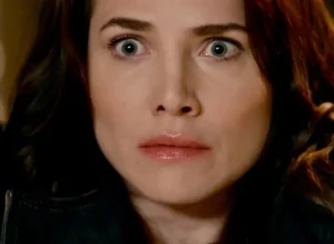 Adriana descobre segredo bombástico e desmascara Ulisses na novela Quem Ama Cuida