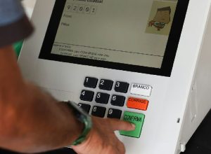 Anistia Internacional aponta falhas do Facebook em filtrar desinformação eleitoral