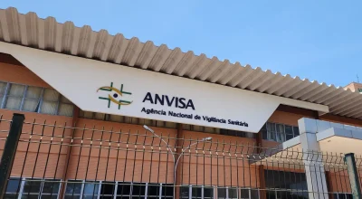 Anvisa proíbe fabricação e venda de cosméticos sem registro sanitário