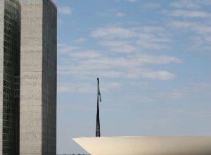 Câmara aprova novo limite de receita para MEI e perdão de dívidas tributárias