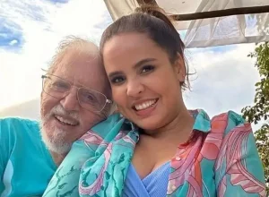 Cirurgia de Carlos Alberto é adiada e esposa divulga boletim médico no Sírio-libanês