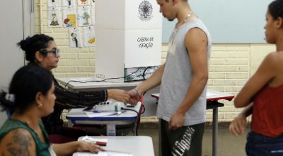 Consciência e democracia: por que jovens e idosos fazem questão de votar em 2026
