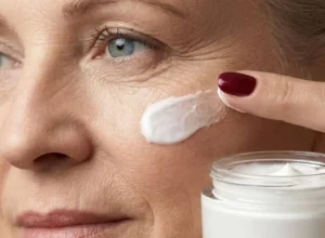 Cuidados com a pele: a busca por alternativas naturais para suavizar linhas de expressão