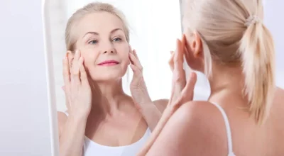 Cuidados com a pele: entenda como ativos cosméticos auxiliam na produção de colágeno