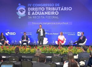 Dario Durigan propõe transformar Receita Federal em plataforma de inteligência do Estado