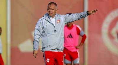 Eduardo Baptista assume comando do Internacional para evitar rebaixamento no Brasileirão