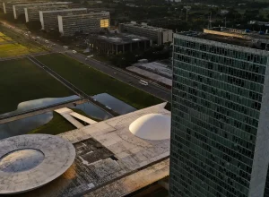 Eleições 2026: entenda o papel de senadores e deputados na estrutura do país