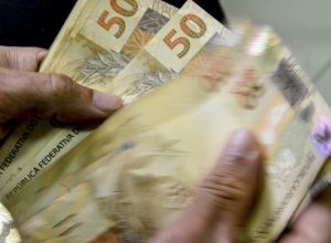 Governo chama bancos para terceira etapa do programa Desenrola dedicada a dívidas antigas