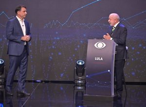 Lula e Flávio selam pacto no TSE para devassa em sigilos