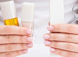 Manicure em casa: 5 passos essenciais para um acabamento profissional
