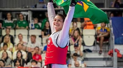 Maria Clara Pacheco conquista ouro em Paris e amplia domínio no taekwondo mundial