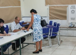 Movimento vovó vota mobiliza idosas e reduz abstenção nas urnas