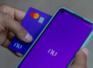 Nubank e o risco de inadimplência: entenda as consequências do não pagamento da fatura