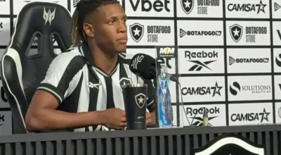Palmeiras planeja nova investida por Danilo e prepara oferta milionária ao Botafogo
