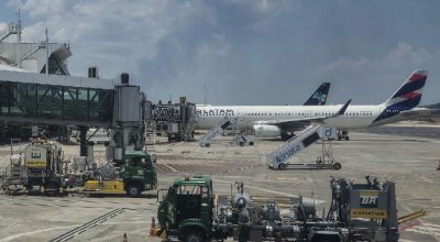 Petrobras eleva preço do querosene de aviação em 13,9% devido a tensões globais