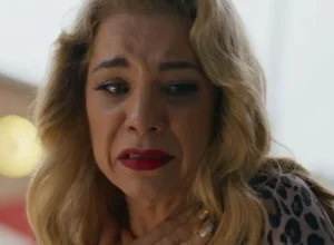 Pilar perde o controle e é despejada de seu quarto em Quem Ama Cuida