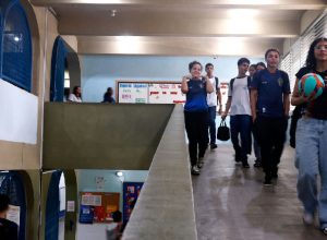 Programa Pé-de-meia inicia pagamento da sexta parcela para estudantes da rede pública