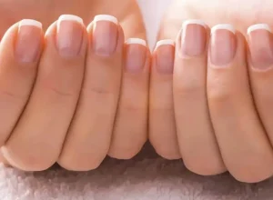 Truque com sal fortalece unhas fracas e acelera crescimento
