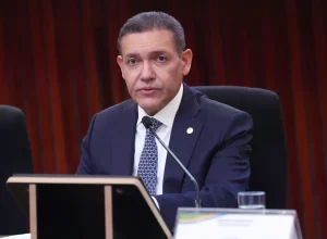 TSE derruba publicações irregulares na internet contra campanha presidencial de Lula