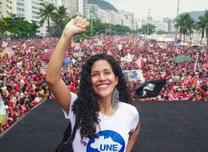 UNE aponta retomada do protagonismo estudantil nas ruas em meio a momento decisivo
