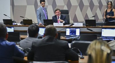 Votação da MP que revisa taxa das blusinhas é adiada por comissão mista