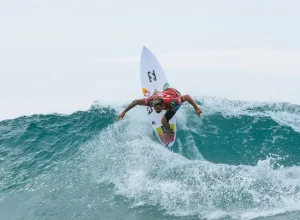 WSL cancela etapa de Abu Dhabi no circuito mundial de surfe de 2026